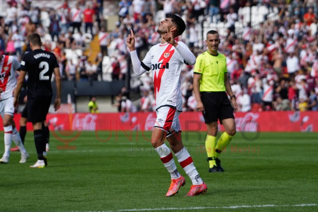 mario hernandez gol debut