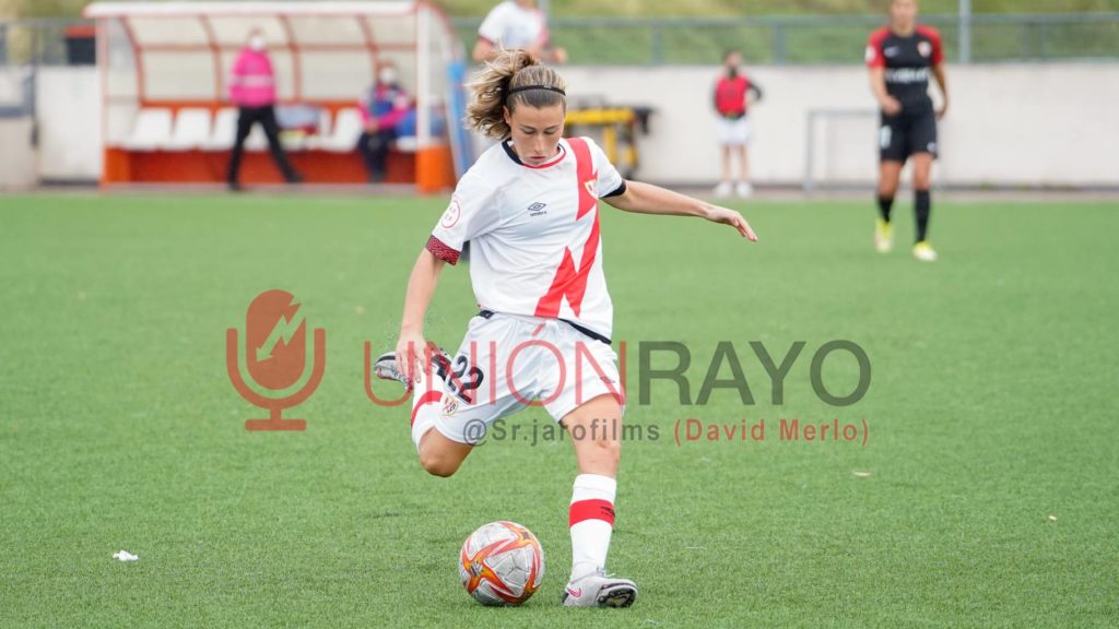 María Bores: "En el Rayo estoy volviendo a disfrutar jugando al fútbol" 2 Rayo Sevilla 57