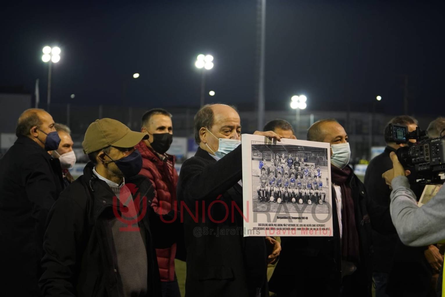 38d277d5 3e8a 438c 8574 1c12eb91005b