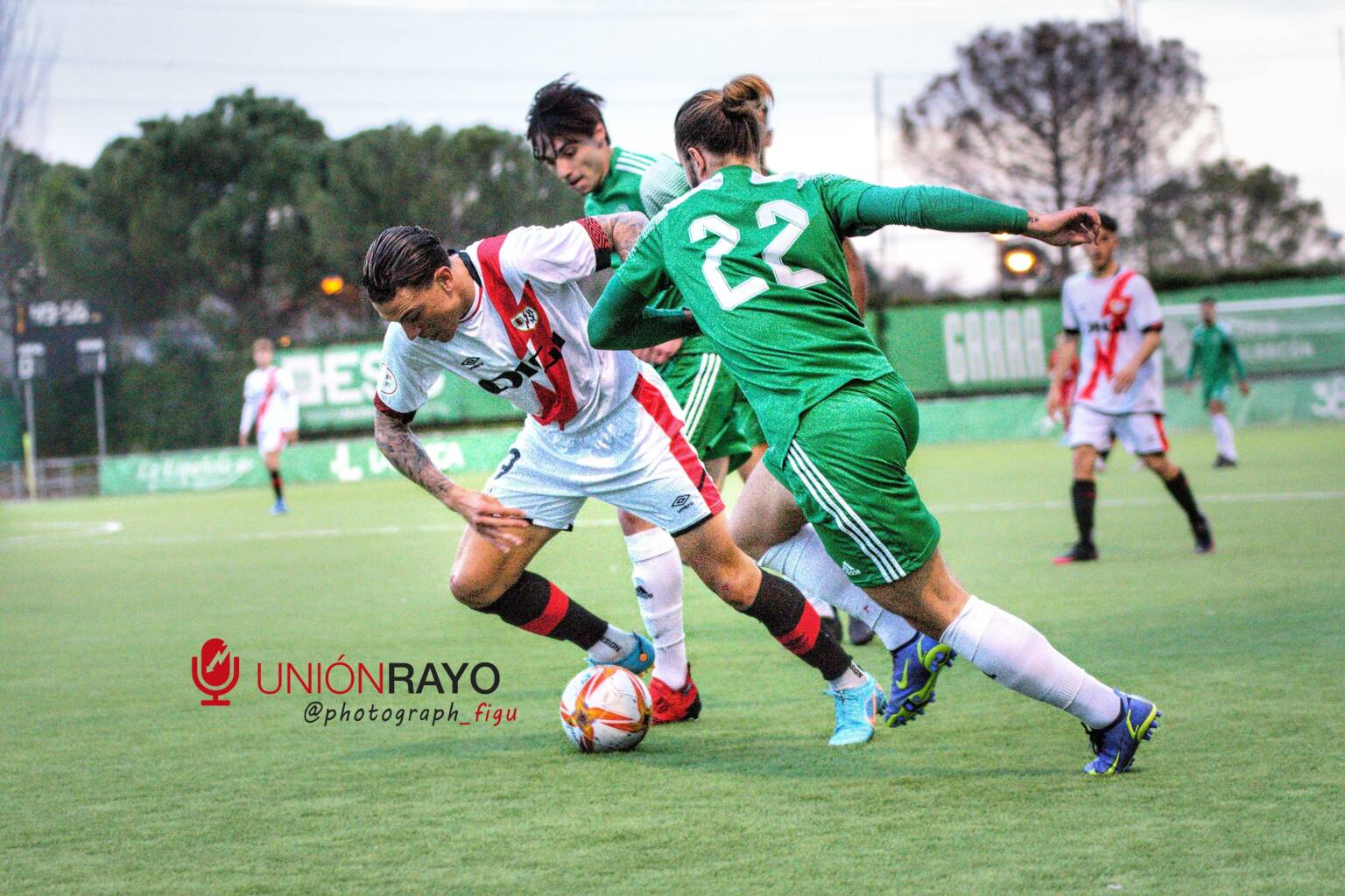 Galería de imágenes del Pozuelo 0-2 rayo B 4 EzyWatermark220214041110210