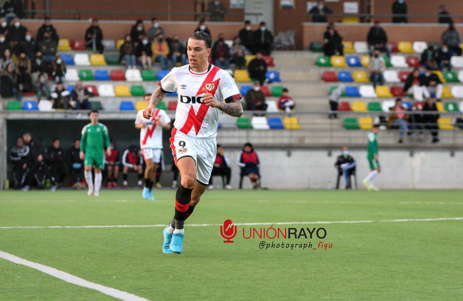 Galería de imágenes del Pozuelo 0-2 rayo B 2 EzyWatermark22021608340525