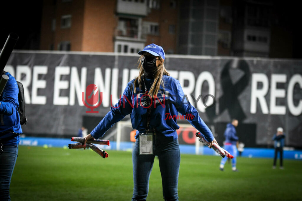 DIGI amenizó el descanso ante el Atlético de Madrid 3 camiseta DIGI