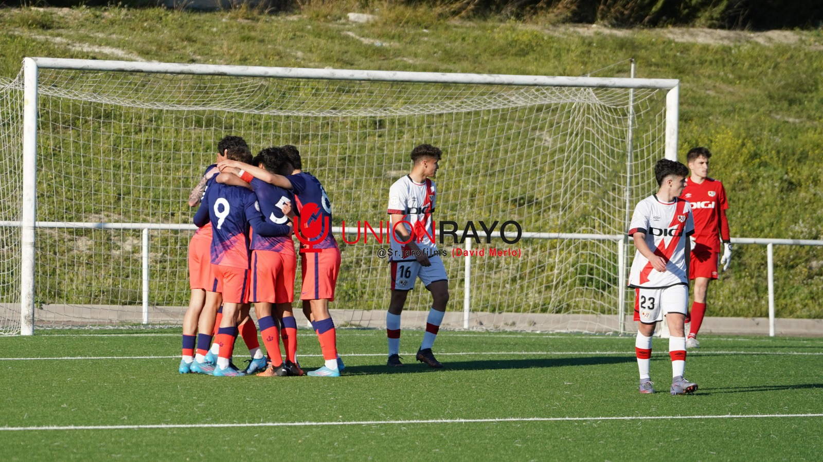 48909902 8E34 48AC 8150 6D08B0210A24