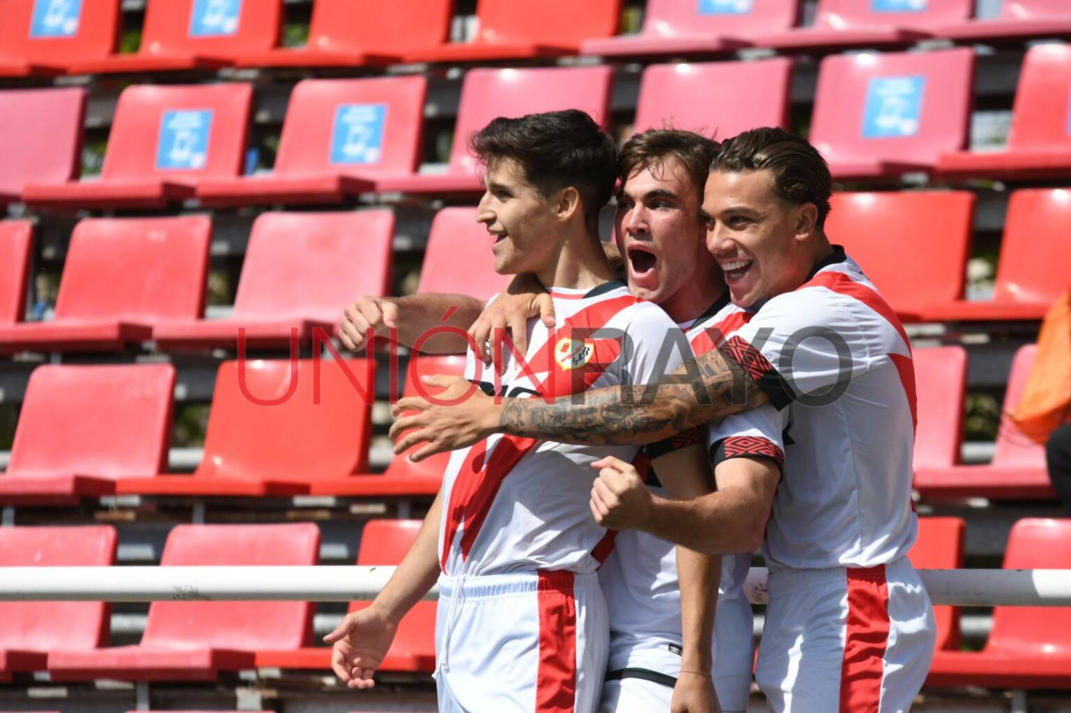 eZy watermark 01 05 2022 12 38 08