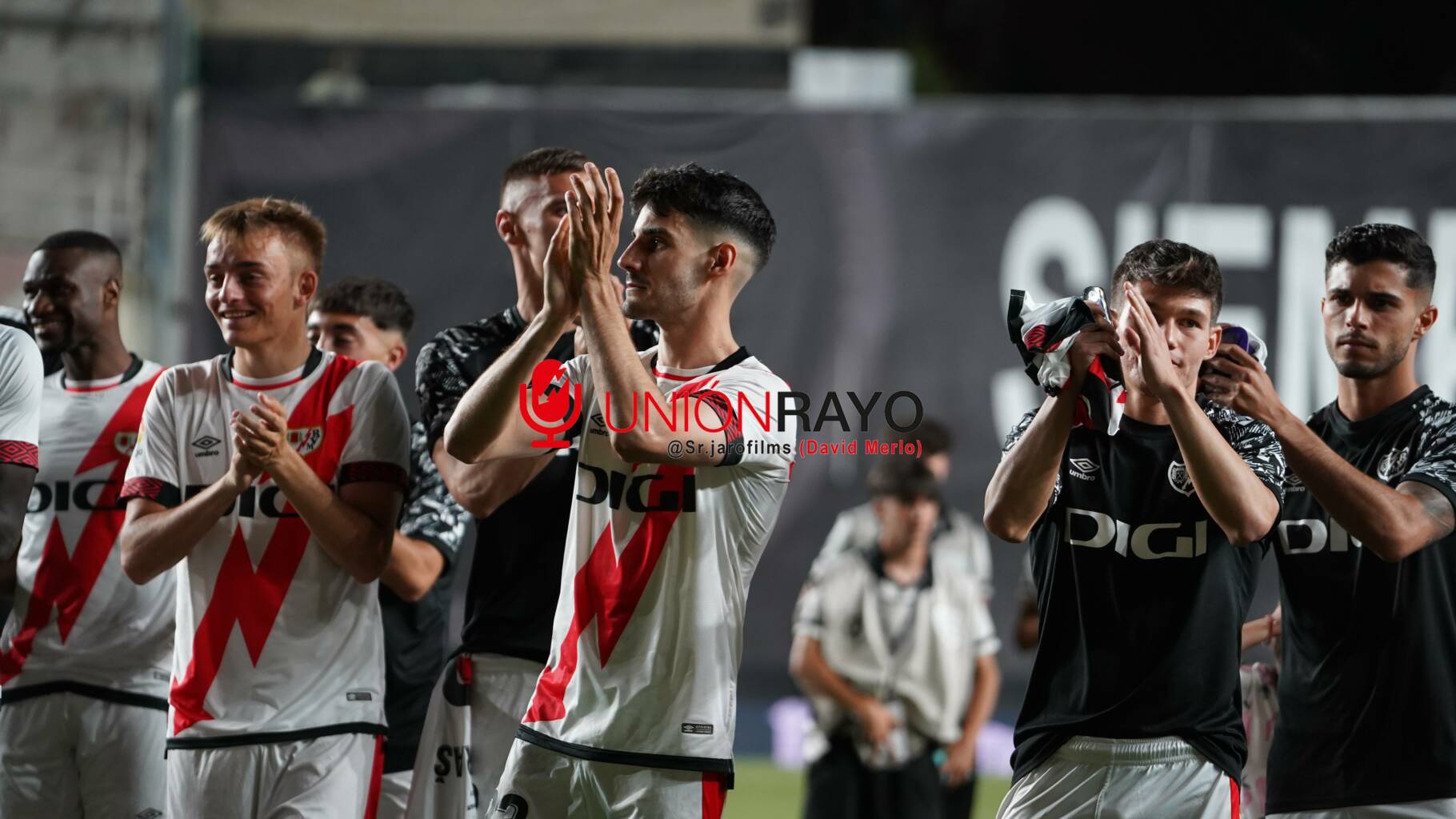 Óscar Valentín: “Gracias rayistas por hacernos disfrutar” 1 sin titulo 01552