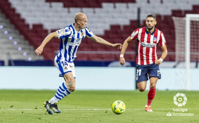 El Desmarque: el Rayo Vallecano vuelve a interesarse en Jon Guridi 1 guridi durante un lance del atletico real foto laliga 001