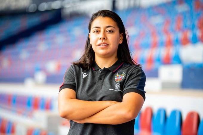paula fernandez nuevo fichaje del levante ud femenino foto levante ud
