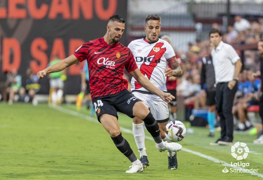 FD9FFB0D 4EC7 4057 B045 BB7A33F8B967