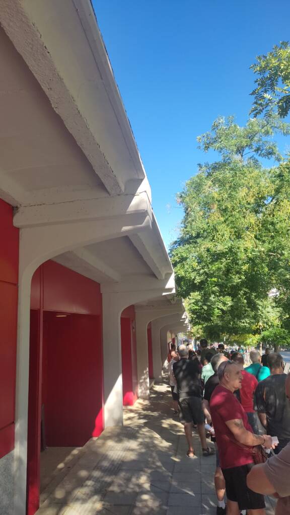 Caos, desorganización y desesperación para recoger los abonos 1 IMG 20220819 WA0025