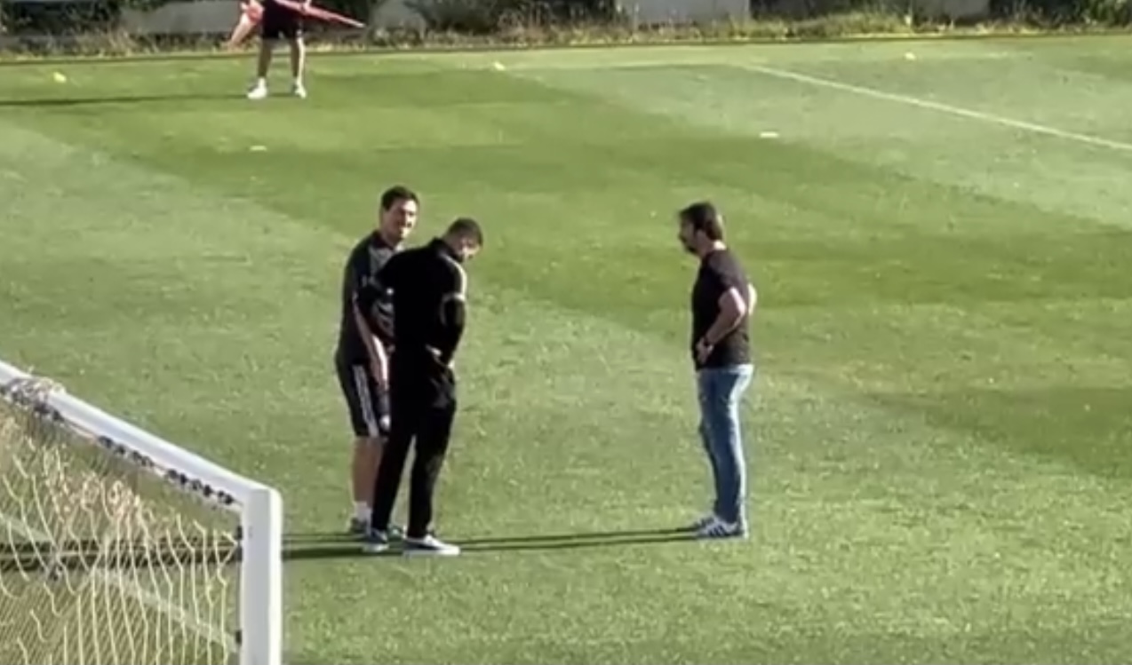 6C96AF4A F74D 4DDB 9EB4 6B14A344566D