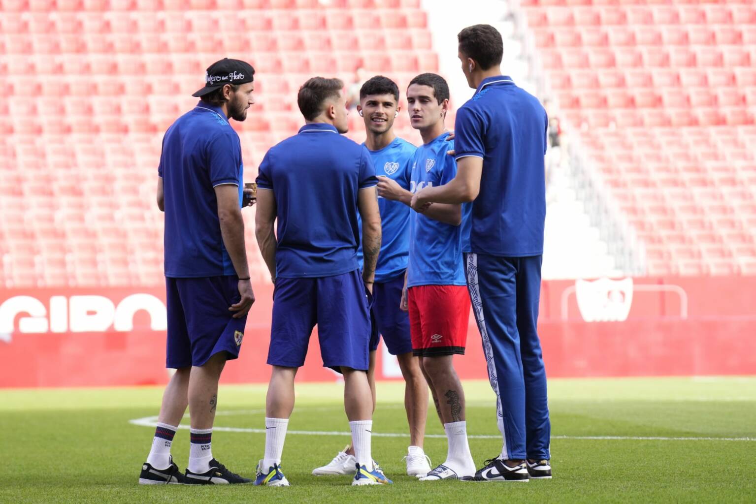 2375171F A093 4980 A70D D59142D9B346