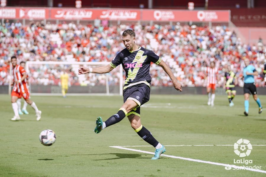 7BD33139 D769 4484 8A85 86F06A6C1E83