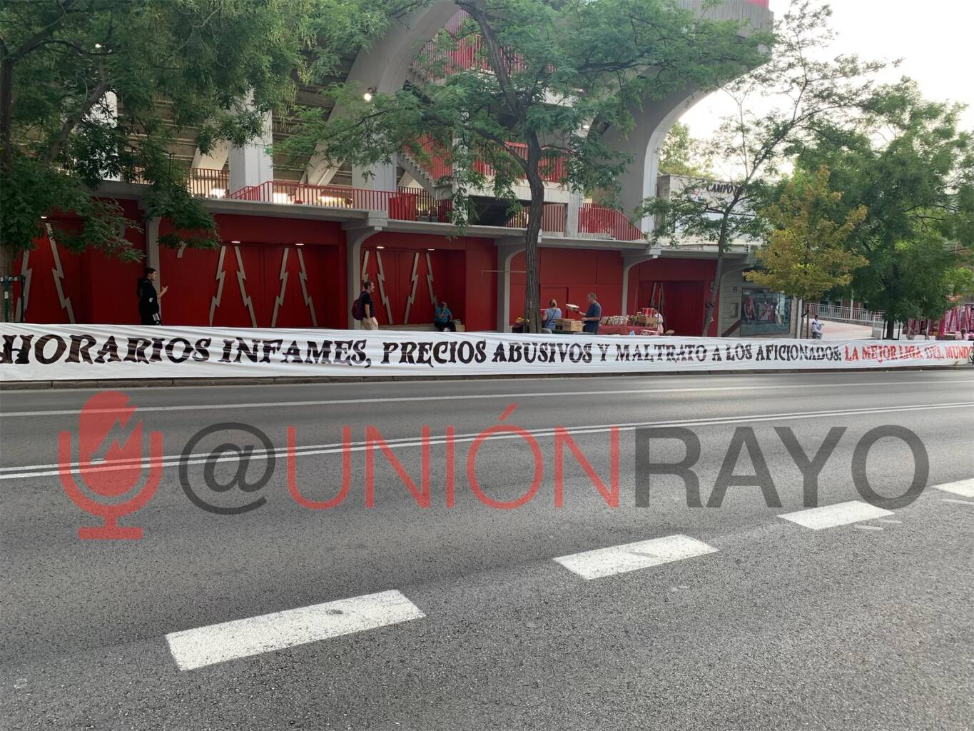 DD95E199 1872 494C BB18 2E4CD8CC6197