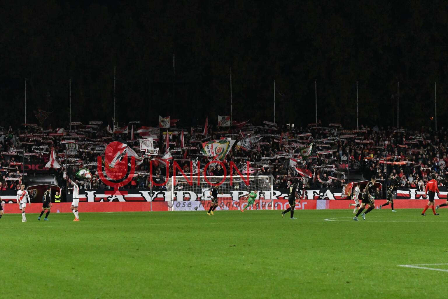 5AA38211 2369 4427 A962 3E5E948B9432