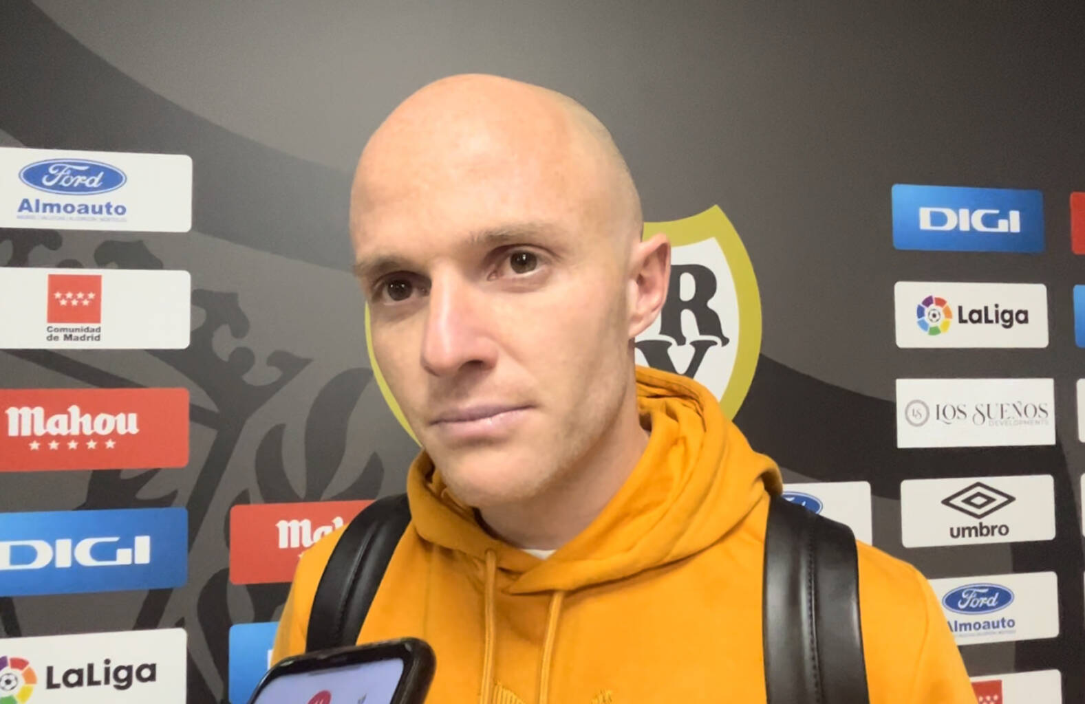 F9CC72F8 B812 4F30 BA0E 1E5A2927E8AD