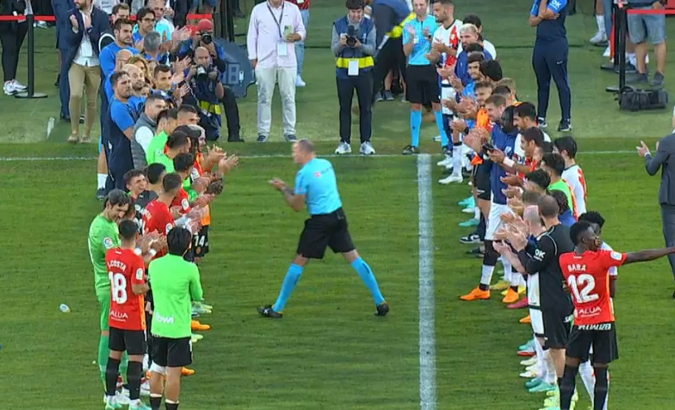 afb2d2d1 c504 4c8c b951 c037e2868482