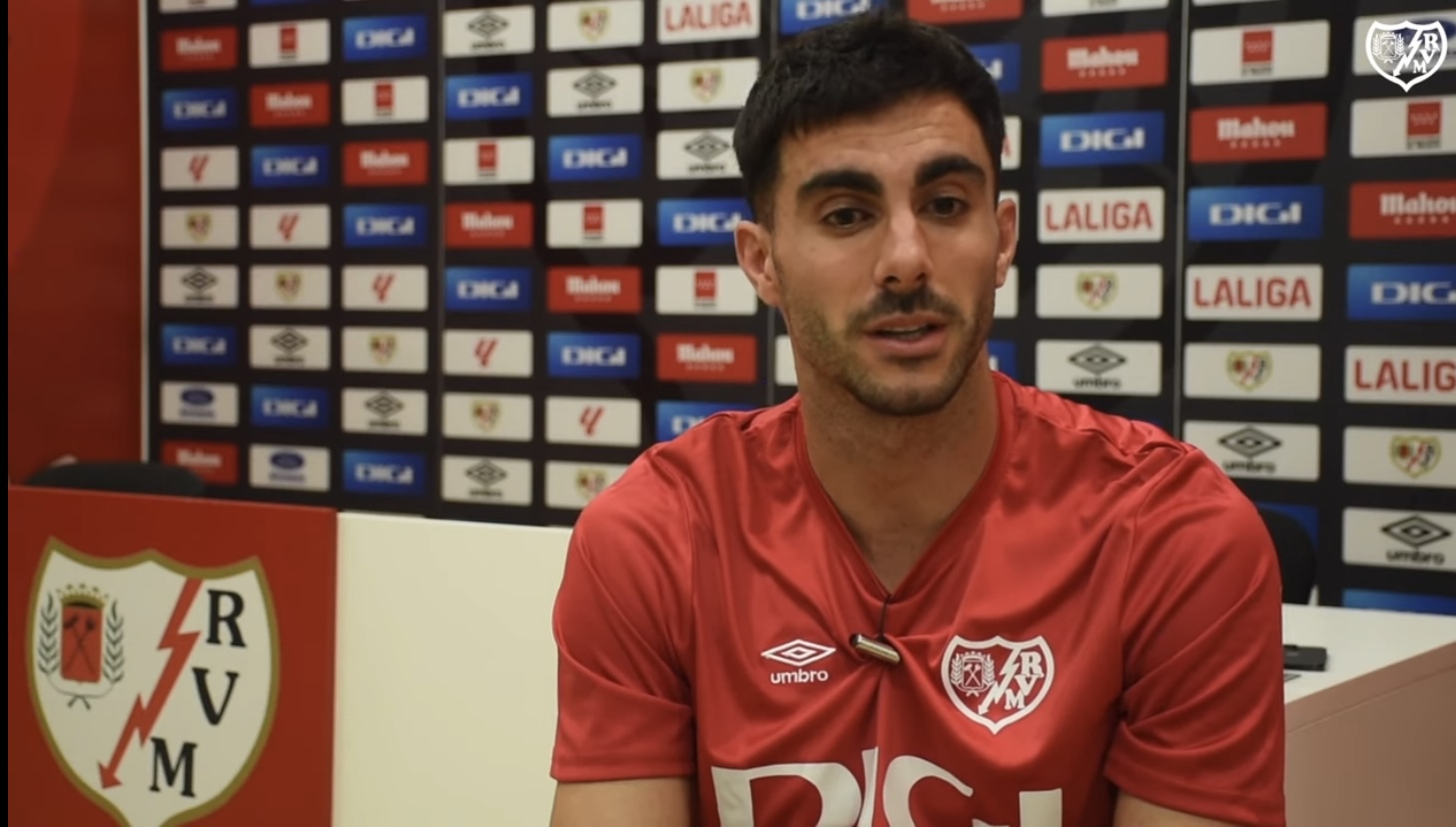 Kike Pérez: “Estoy muy orgulloso de volver al Rayo” 1 img 4992