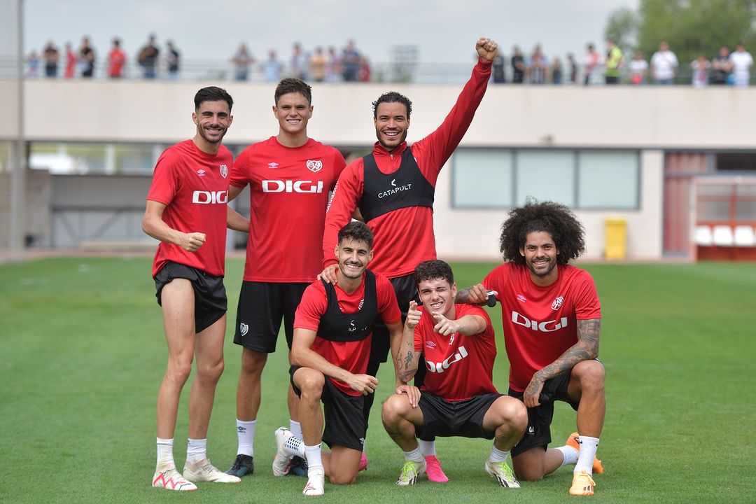 375067346 1350420938919716 3029596024781862650 n