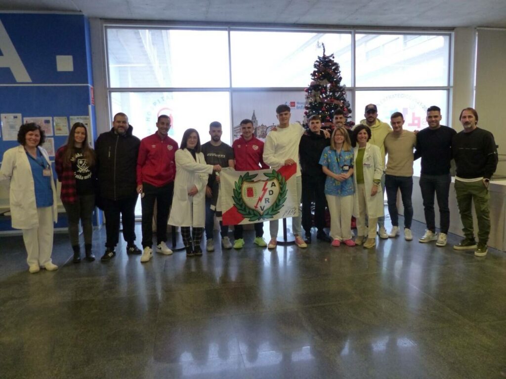 4223d752 b3c2 4e7b 85b8 350df47903f5 1