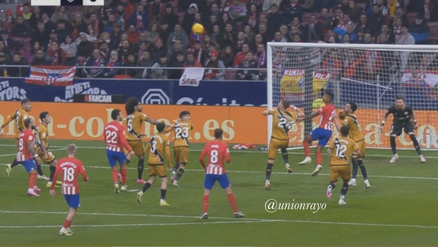 El Rayo protesta el 1-0 frente al Atleti y pide el VAR por un agarrón 1 WhatsApp Image 2024 01 31 at 21.49.08