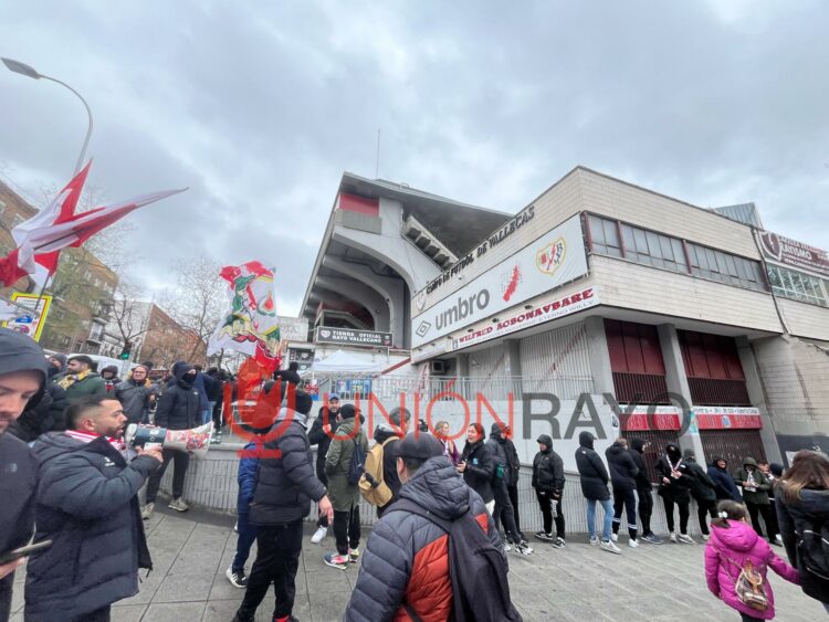 La reivindicación de la afición del Rayo: rodeo al estadio para que esté se quede en Vallecas 1 IMG 20240302 WA0008