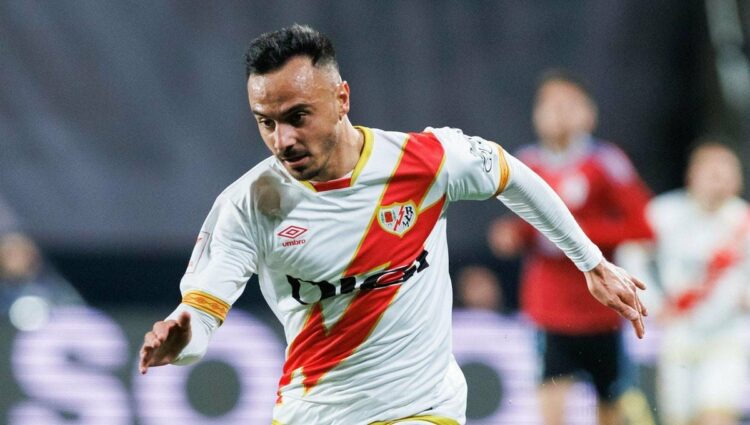 Álvaro García baja