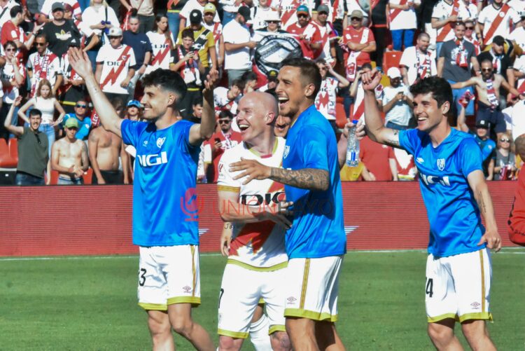 El vestuario fue una fiesta tras la victoria ante Osasuna 1 IMG 6036
