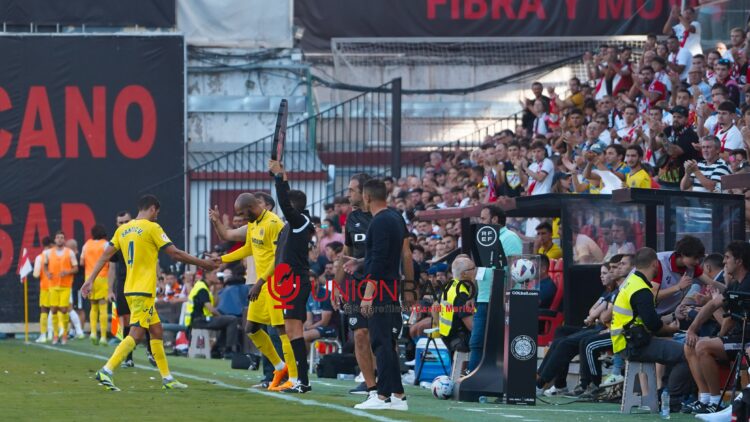 Un partido especial para Santi Comesaña que regresará tras cumplir sanción 1 SRJ09914 2