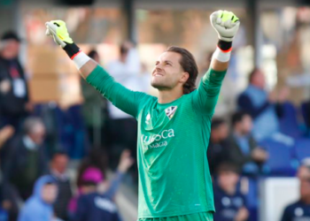 Captura de pantalla 2024 05 22 a las 23.51.18