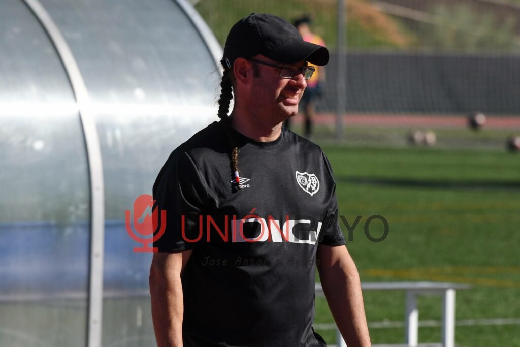 Jorge Vallejo deja de ser entrenador del Rayo Vallecano B