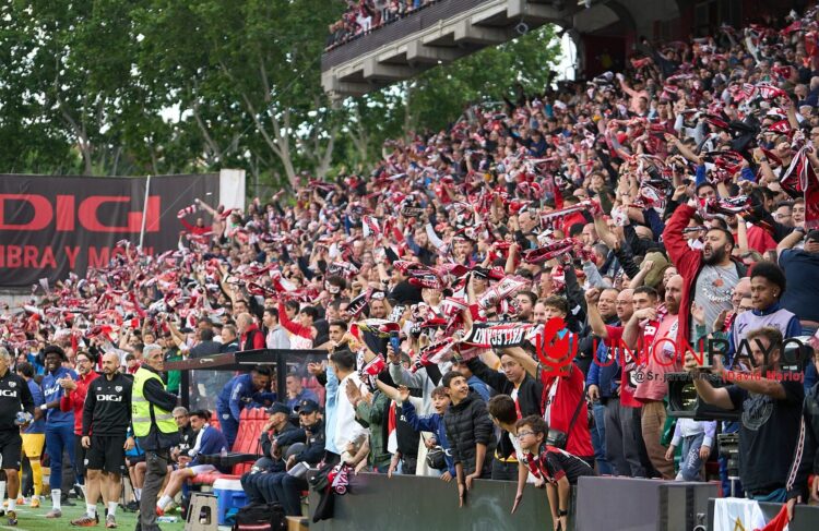 Los abonos del Rayo aumentan un 16,8% de media respecto al último año 1 afición Vallecas rayismo