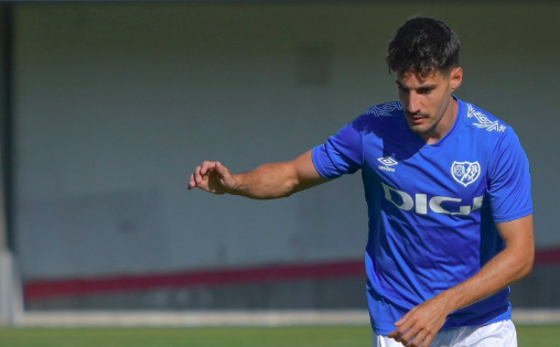 ropa entrenamiento 24/25 Rayo. Vía: Rayo Vallecano