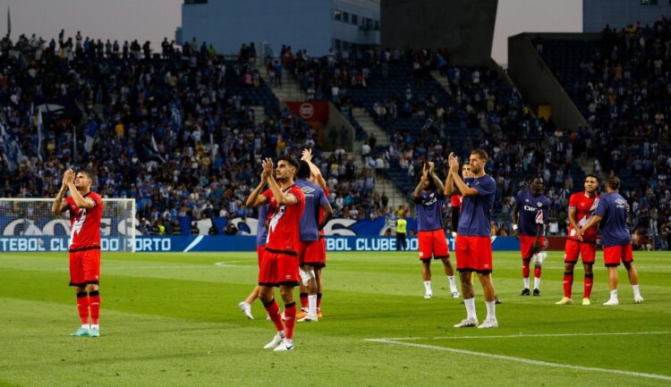 Críticas a Villas-Boas tras menospreciar al Rayo Vallecano