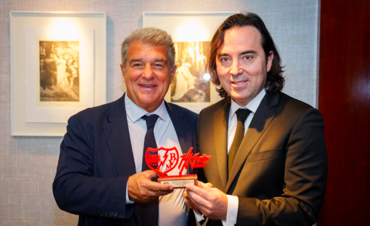 Presa Laporta Rayo Centenario