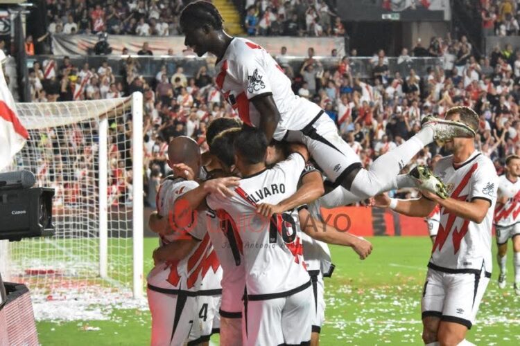 Rayo celebración gol