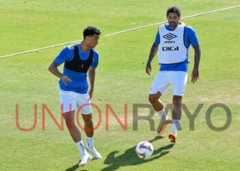 Etienne Eto'o canteranos