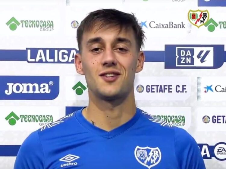Pedro Díaz marcó en Salamanca su primer gol con el Rayo 1 Pedro Díaz
