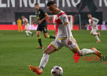 Álvaro García y Gumbau, fuera de la convocatoria ante el Atlético de Madrid 21 Alvaro Garcia fuera convocatoria