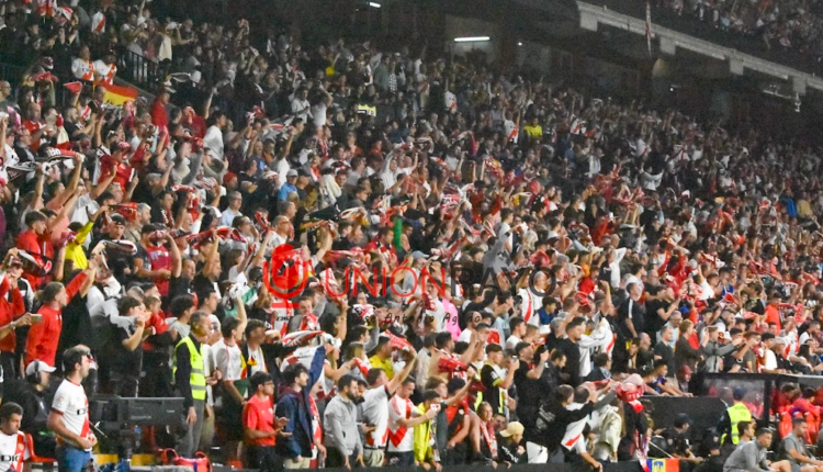 Vallecas volvió a vestirse de gala ante el Atleti, pero no se llenó: 13.646 espectadores 1 espectadores Vallecas Rayo Atleti