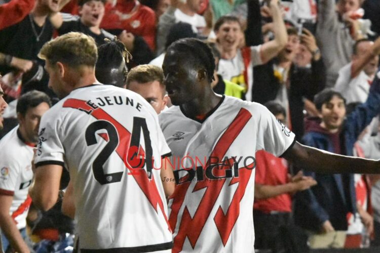 Mumin sin escudo en su camiseta ante el Atlético de Madrid 1 IMG 20240922 WA0091