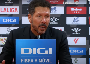 Simeone tras empatar en Vallecas: "Me imaginaba el partido que jugaron, más basado en segundas pelotas y en reaccionar a las pérdidas" 17 Rueda de prensa simeone atleti