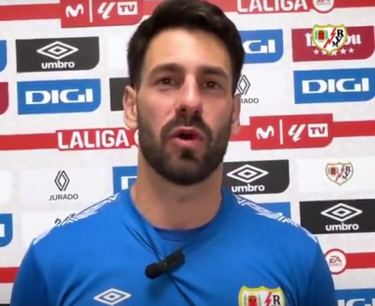 Batalla tras su debut: "El nivel de aliento de la afición me hace recordar mucho a Argentina" 1 image editor output image 1208096366 1726526583851