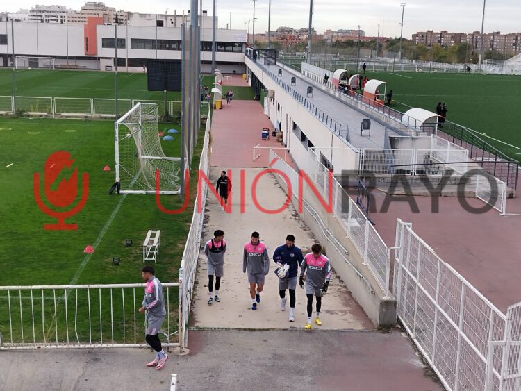 James y Ciss entrenan con el Rayo Vallecano 1 1 IMG 20241023 105525 watermark mie 23102024 105757
