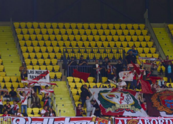 Afición desplazamiento villarreal entradas visitantes