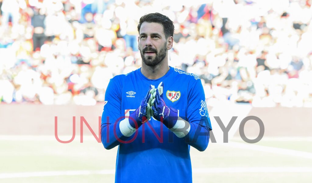 Cárdenas viaja a Inglaterra pese a su golpe y la incógnita de su futuro 3 Batalla gana a dani cardenas