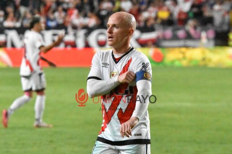 El deseo del Cieza de jugar ante el Rayo: "Tengo a uno de mis mejores amigos, a Isi Palazón" 1 Cieza jugar Rayo