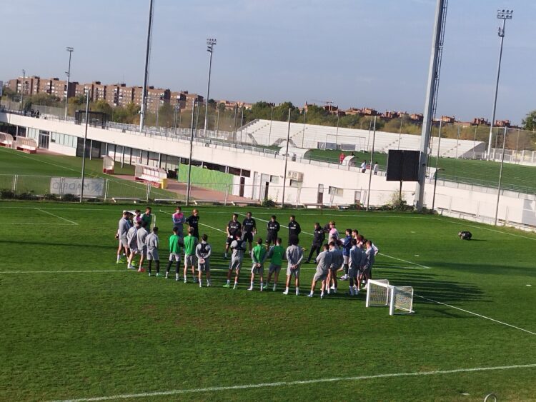 El Rayo Vallecano regresa a los entrenamientos sin Mumin ni Pathe Ciss 1 IMG 20241022 103342