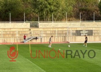 Chavarría entrenamiento Rayo