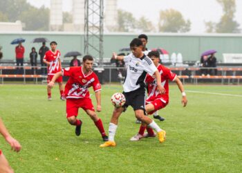 Burgos vs Rayo Juvenil A. Vía: X: @LaFactoriaBCF