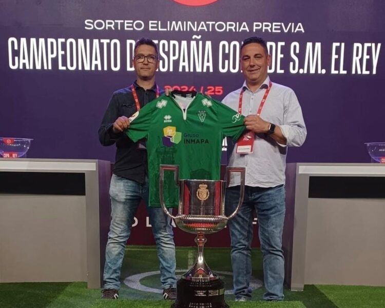 Raúl Aparicio, presidente del CD Villamuriel en Unión Rayo: "Por proximidad preferíamos al Rayo porque se puede hacer una buena amistad" 1 Raúl Aparicio Presidente Villamuriel